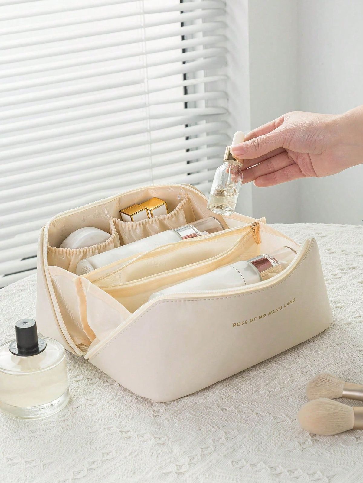 "Organisateur de maquillage"