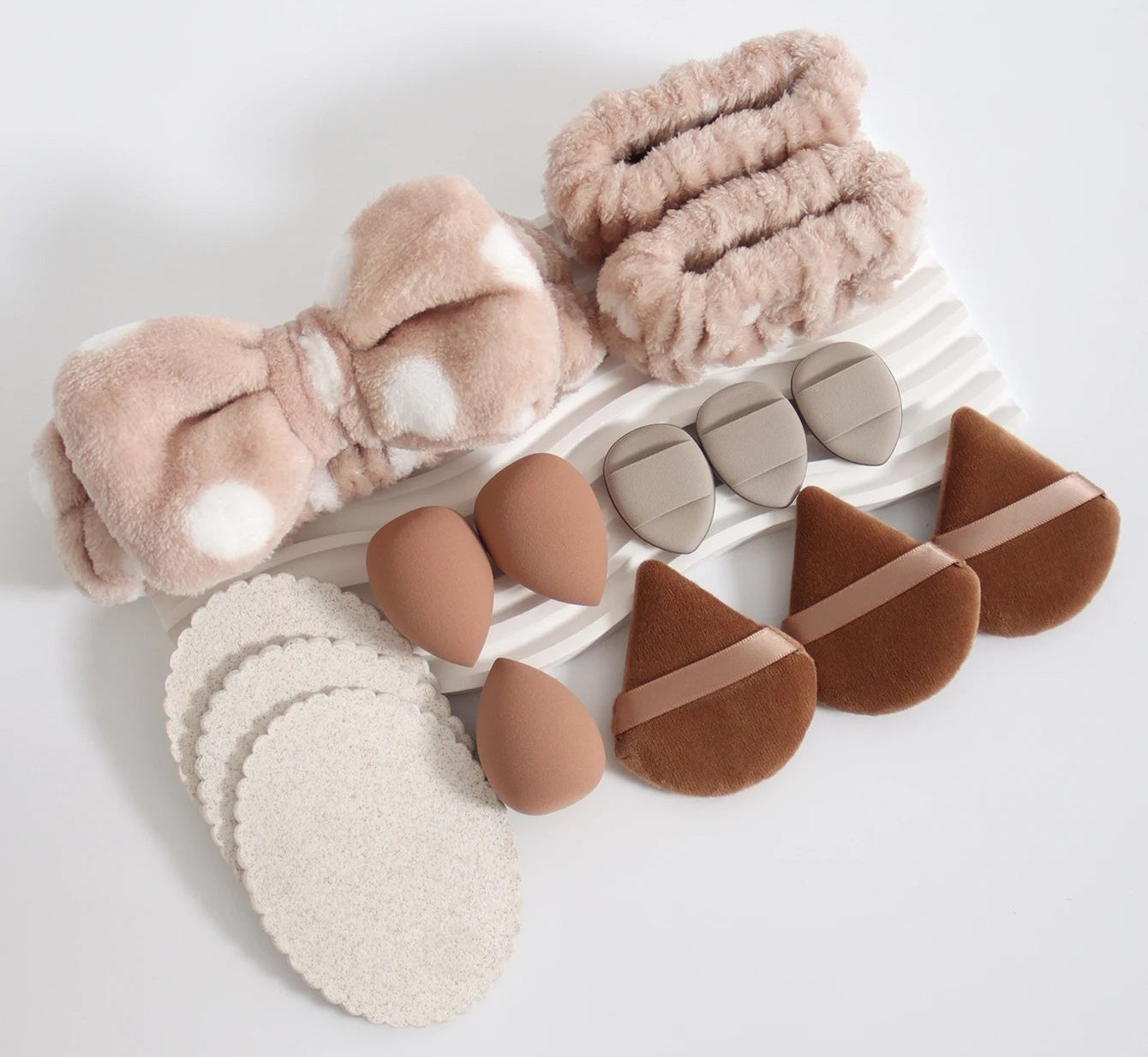 Bandeau moelleux multicolore et ensemble d'éponges blender