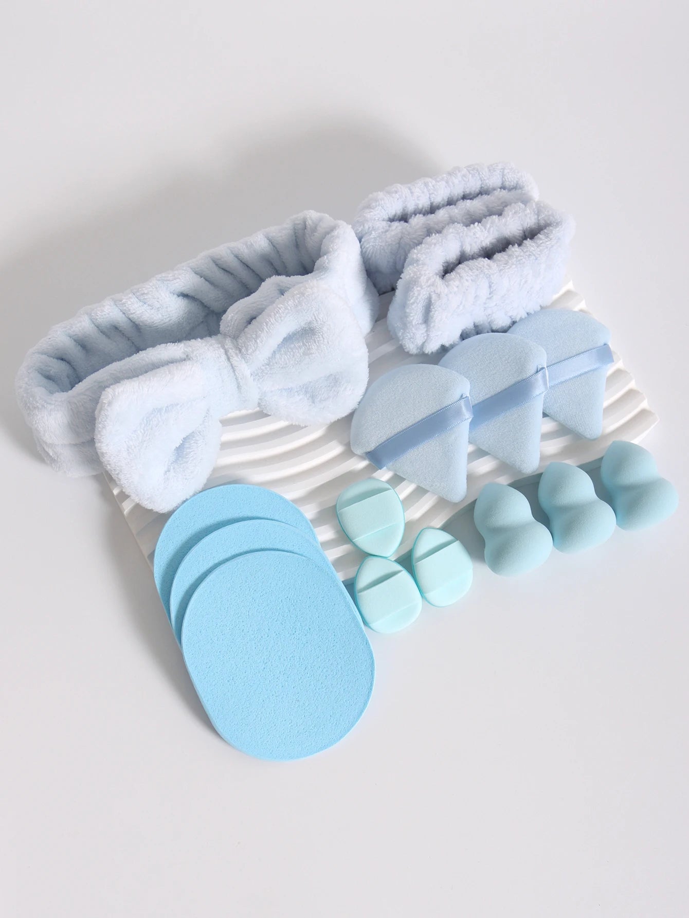 Bandeau moelleux multicolore et ensemble d'éponges blender